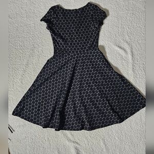 Leota Fit and Flare Dress Size Small Sleeveless